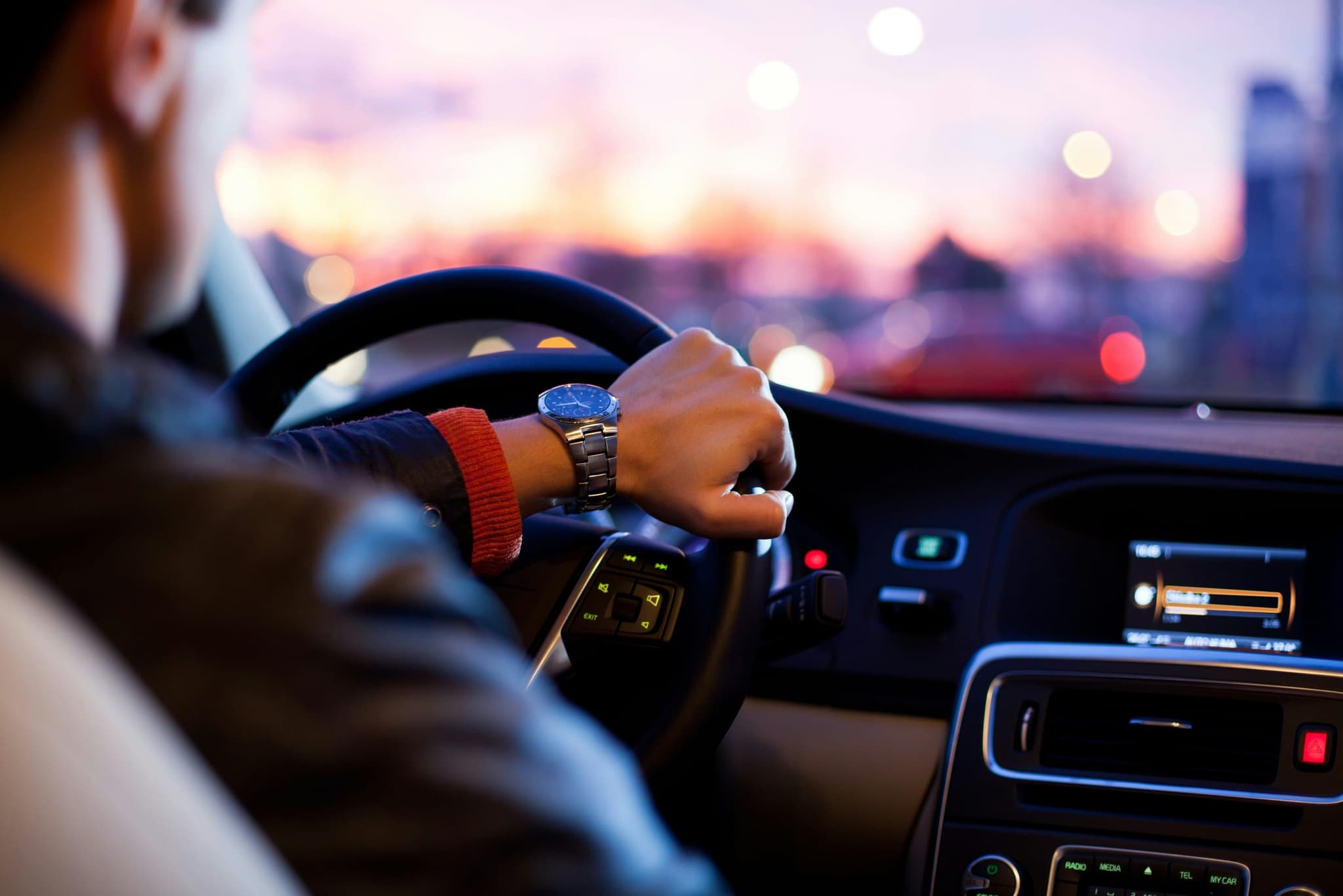 Chauffeur privé VTC pour les entreprises et les déplacements médicaux à Grenoble